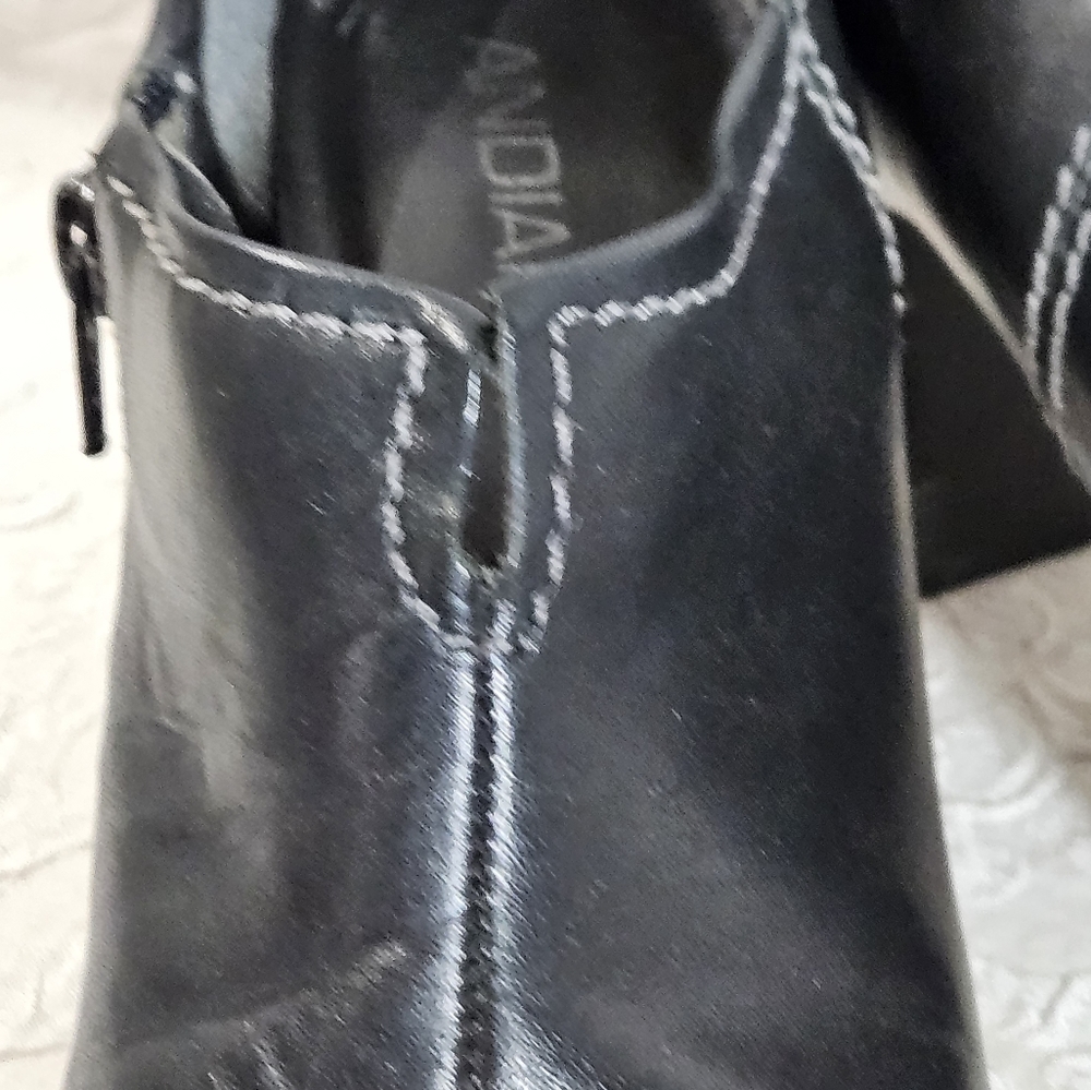 Andiamo Sassy Black Leather Booties - Picture 3 of 14
